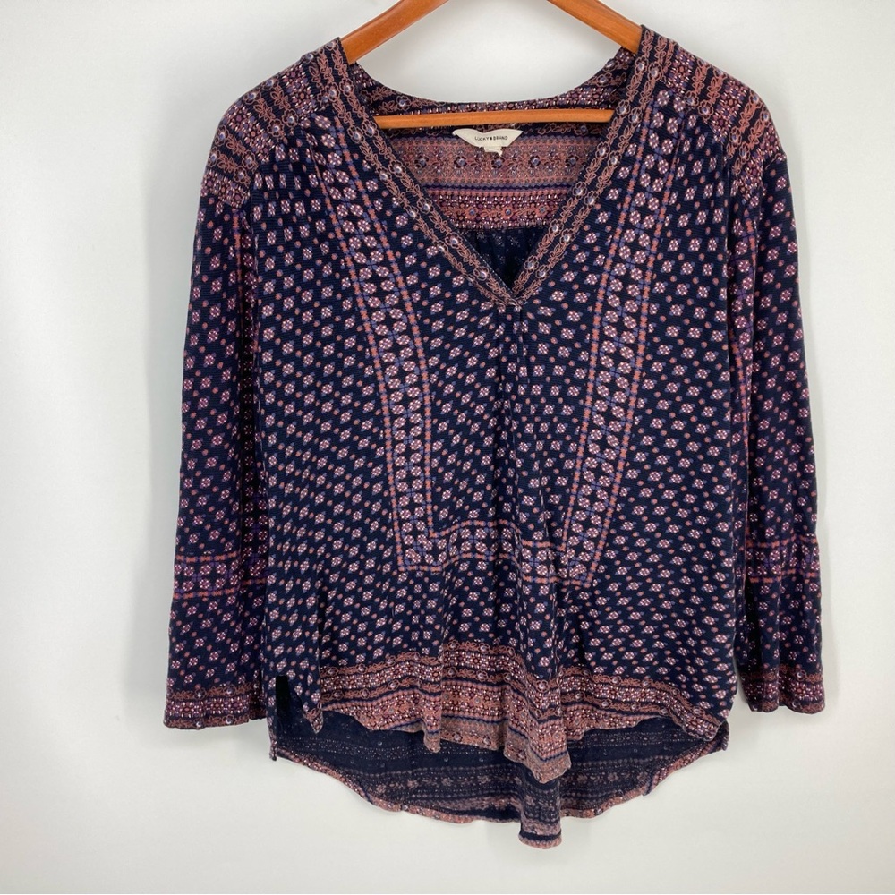 Lucky Brand Women's Top Blouse Size Large Long Sleeves V-Neck Blue Floral Print